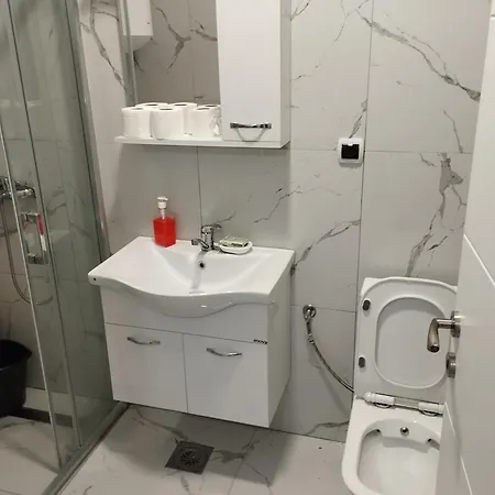 Aparmants Iki Apartment *