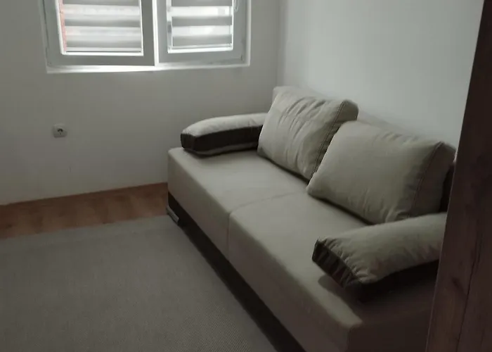 Apartment Aparmants Iki *